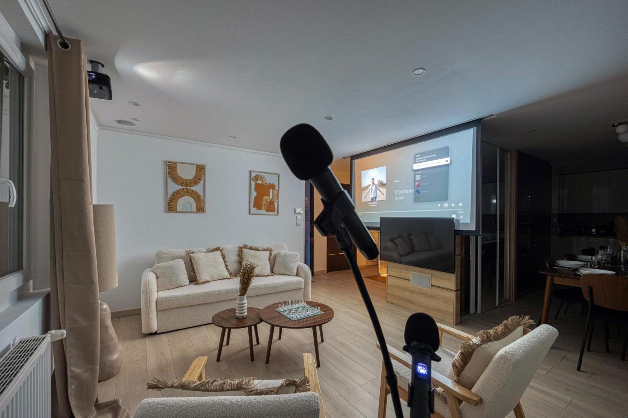 La Villa - Piscine / Karaoke / Jeux Fontaine  Extérieur photo