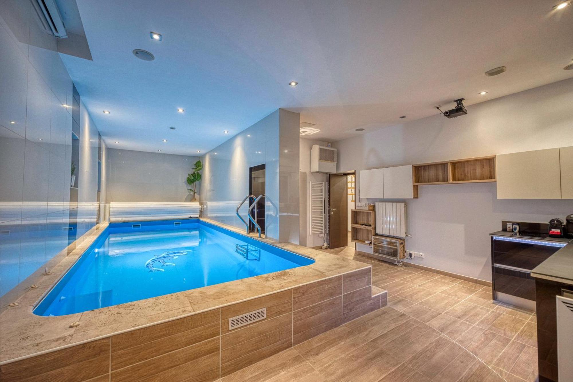 La Villa - Piscine / Karaoke / Jeux Fontaine  Extérieur photo
