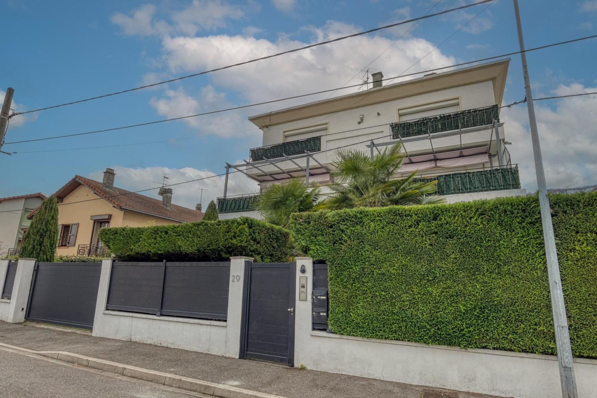 La Villa - Piscine / Karaoke / Jeux Fontaine  Extérieur photo